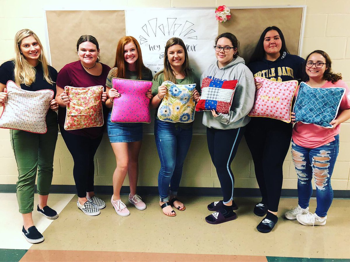 #learningtosew #diy #handstiched #pumpkins #pillowcovers ❤️ A BIG thank you to @MissouriQuiltCo for the amazing donations of #fabric to have extra fun with these class projects! #welovesewing #skillsforlife #handmadegiftsarethebest @StaleyNews @nkcschools @staley_positivity