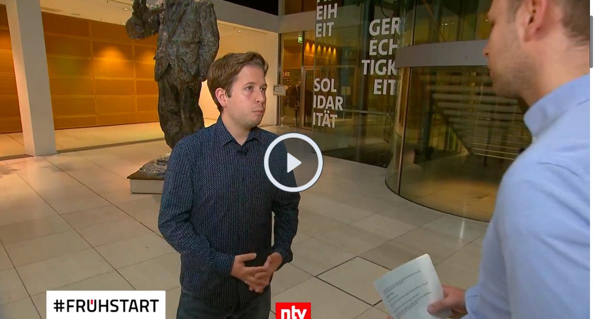 ntvde's tweet image. Heute bei #Frühstart: @KuehniKev über die #SPD, #CSYou und die #GroKo. #OldieButGoldie

n-tv.de/21270225 (Video)