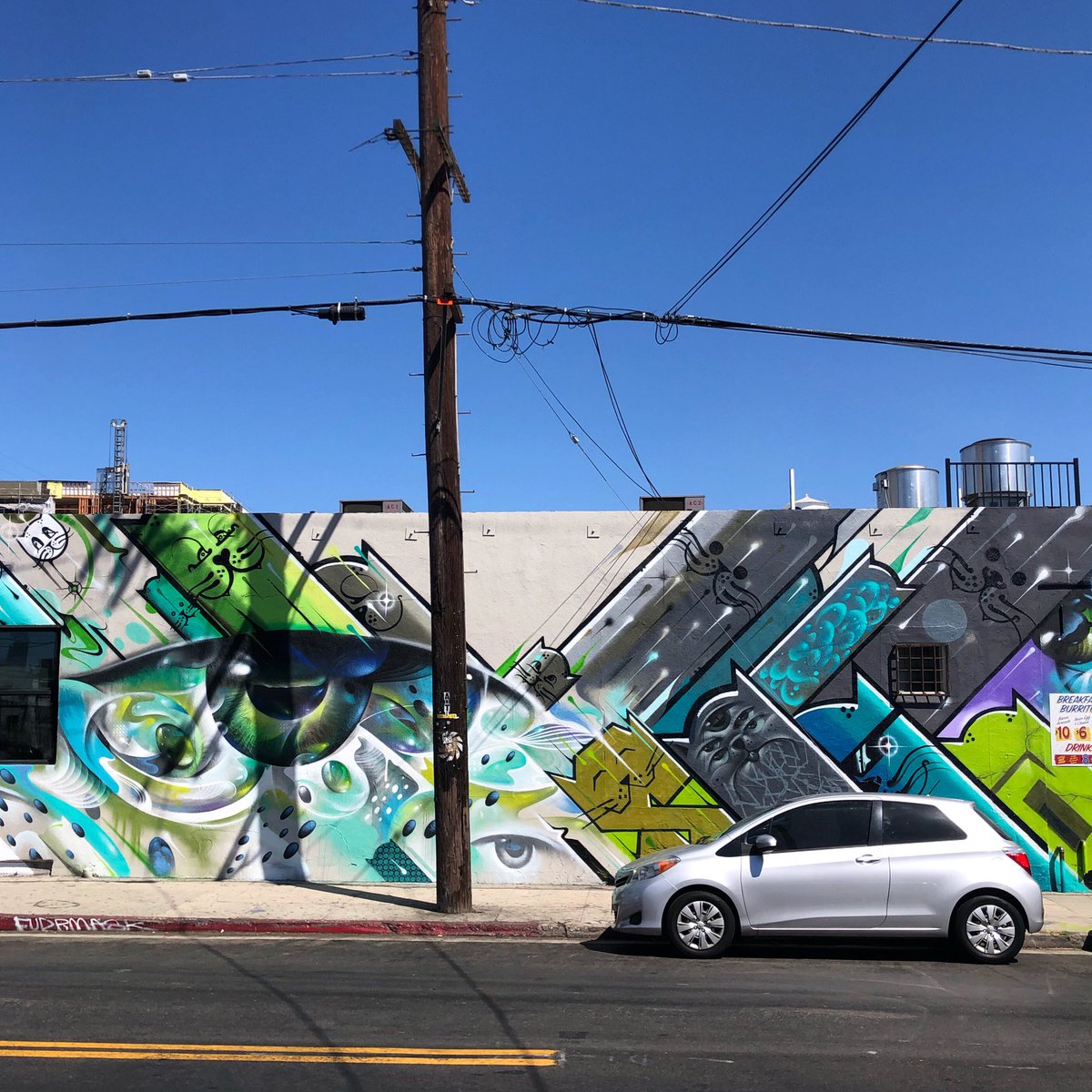 TheGraffHunter's tweet photo. Vyal x Prime x Atlas #LA #streetart #mateostreet #east7thstreet #LAartsdistrict #DTLA 📍https://t.co/zpWJpuZ4KN https://t.co/Qh3hlB8kw4