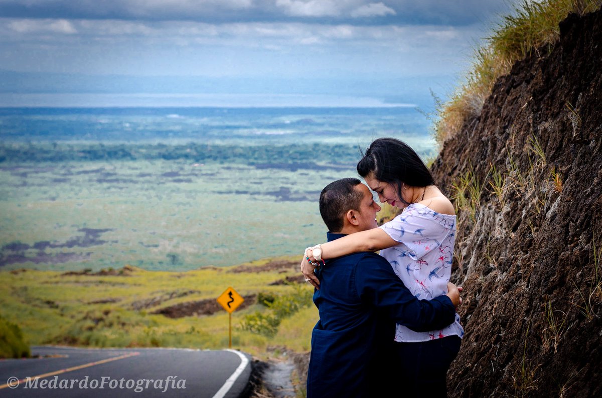 medardofoto's tweet photo. Parte de la sesión que lleve a cabo en el volcán Masaya.
#medardofotografia #Nicaragua #masaya #nicas #PrayforAmazonas #lightroom #sigma #nikond7000 #nikonista #tuani #NicaraguaLinda https://t.co/ckXAUPj2Yv