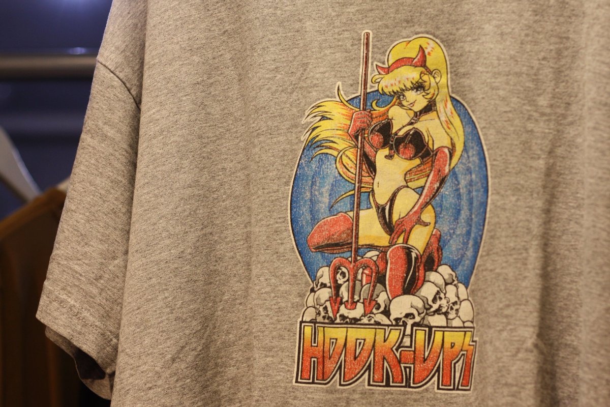 日本製 phats アニメT hook ups - 通販 - cdn.nstt.fr