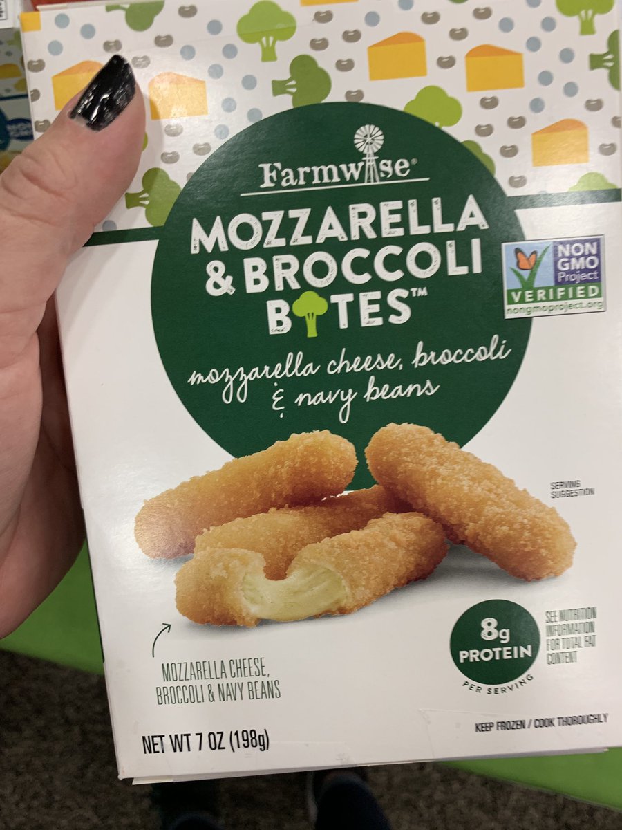CeliacBeast's tweet photo. Lots of magic from Farmwise foods. #GlutenFree #ExpoEast #NewHopeBlogger https://t.co/25mYmSfkXy