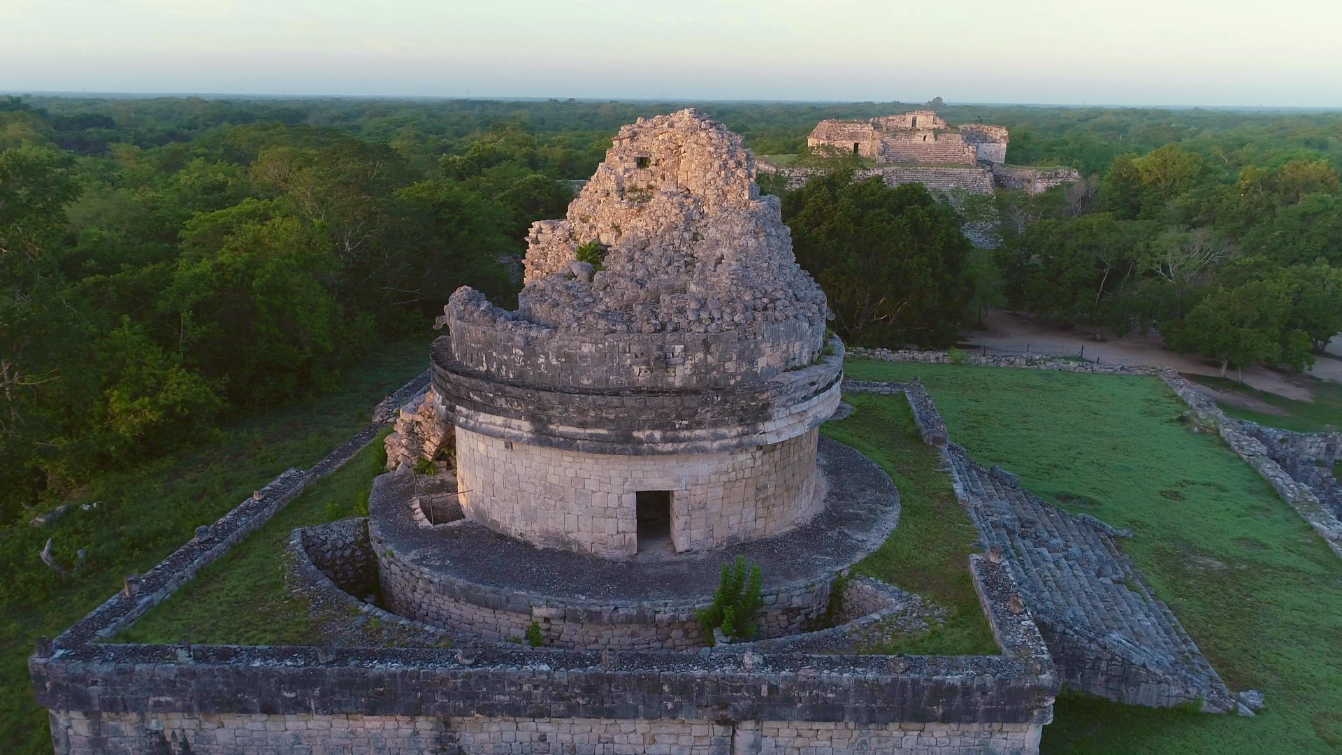 世界遺産 Sur Twitter マヤ文明最大級遺跡 古代都市チチェン イツァ 写真は天文台です 形は現代のものとよく似ていますが 肉眼で星々を観測していました このように天文台がよく残っているマヤ遺跡は希少です 世界遺産 メキシコ マヤ文明 チチェン イツァ