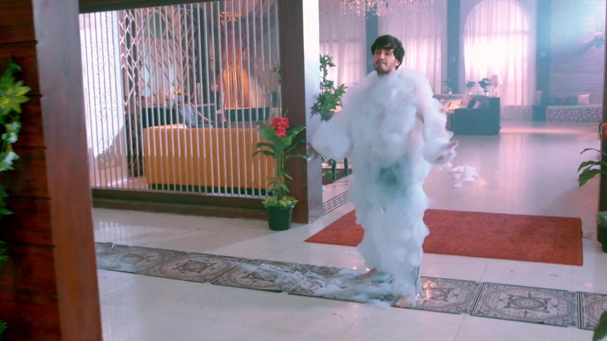 THIS 😂😂😂😂

<a href="/8paramsingh/">Param Singh</a> #ParamSingh #haiwanonzeetv #Haiwan