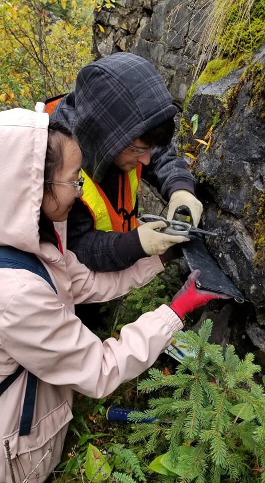 AsGeological's tweet photo. If this is the kind of ‘office work’ you’re looking for, @NAIT #Geological Technology can get you there. #mountainsforlife #youbetheboss #trainingyoufortherealworld #nait #joinusinfall2020 https://t.co/mE5hx7XeDu