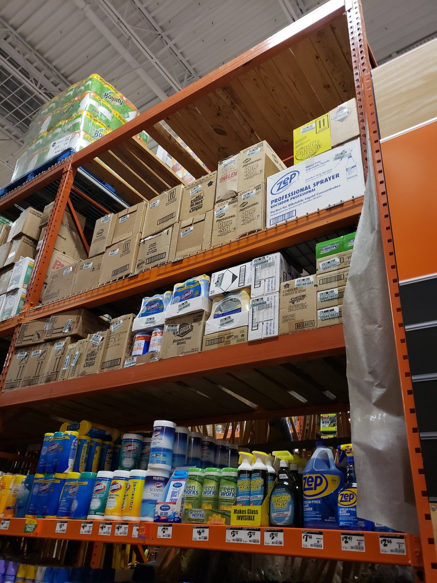 Power pack down at 0524. Clearing overheads and filling shelfs for our customers. #badgerup  #sit