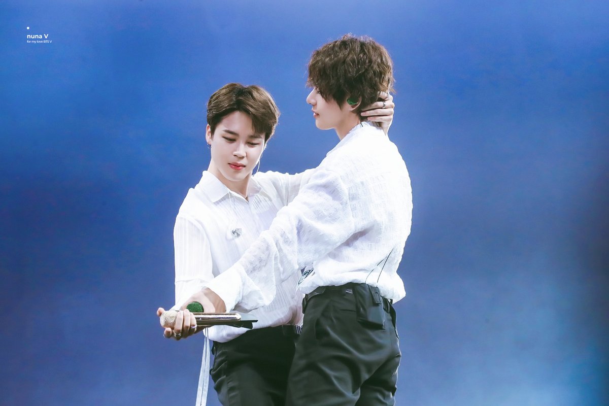 _nuna_V's tweet photo. [HQ] 190622 사이좋은 구오즈 

🔗https://t.co/NKH3SwbA8z
🔗https://t.co/eMRYqlefD5

#이삐사진전 #태형 #방탄소년단뷔 #BTSV #taehyung #BTS #방탄소년단
@BTS_twt https://t.co/Bfz7N24Rq0