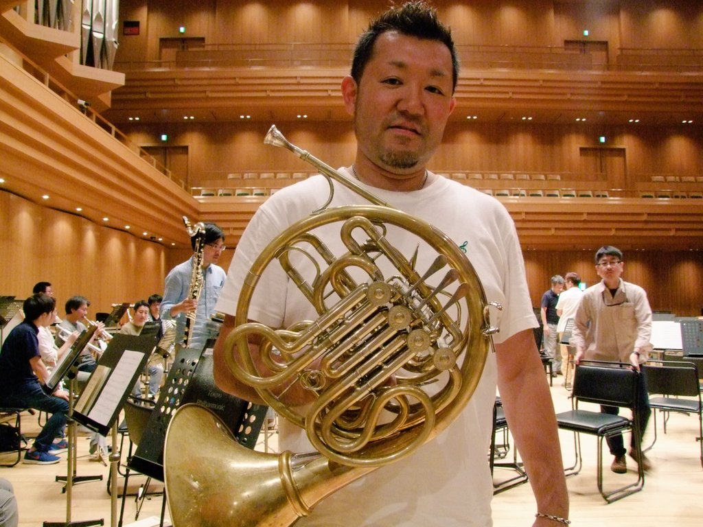 東京フィルハーモニー交響楽団 続く 火星 が終わり 1stホルンのソロから始まる 金星 自分のタイミングで吹けるものならばそれほどのプレッシャーは感じませんが 指揮者が思い描く 惑星 のストーリーの中で吹き始めなくてはならず 非常に難しい