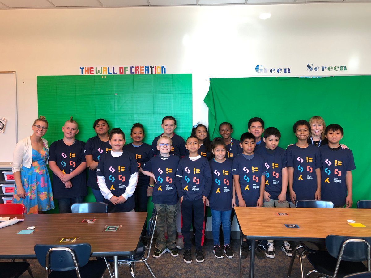 WWilson410's tweet photo. Woodrow Wilson's LegoLeague team are Amazon's Future Engineers! Today they got to tour Amazon's new fulfillment center, see impressive robotics at work and participate in a Robotics Coding Camp. It was an amazing experience! #GSDEdTech #GraniteKids  #GraniteSchoolDistrict https://t.co/E72A5m2eZz