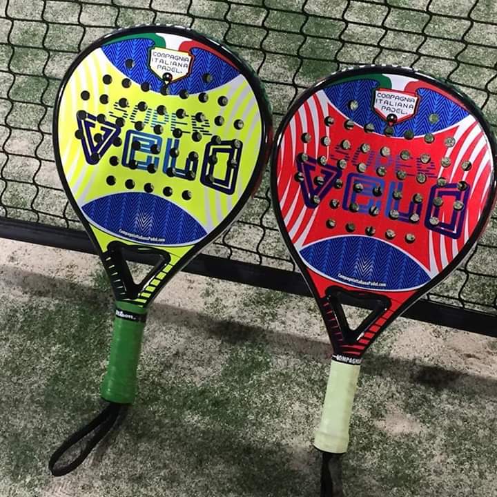 CompagniP's tweet image. Compagnia italiana padel 
Modelo velo de carbono
Y modelo combat una furza
Compagniaitaliana.com