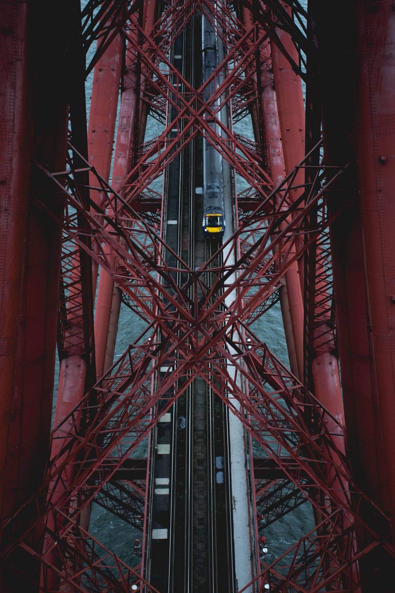 feelinjustfine's tweet photo. @TriciaMarwick @johnpow Hi Trish, here is one I took when I was lucky enough to visit the top of the bridge! https://t.co/um42zdeyx4