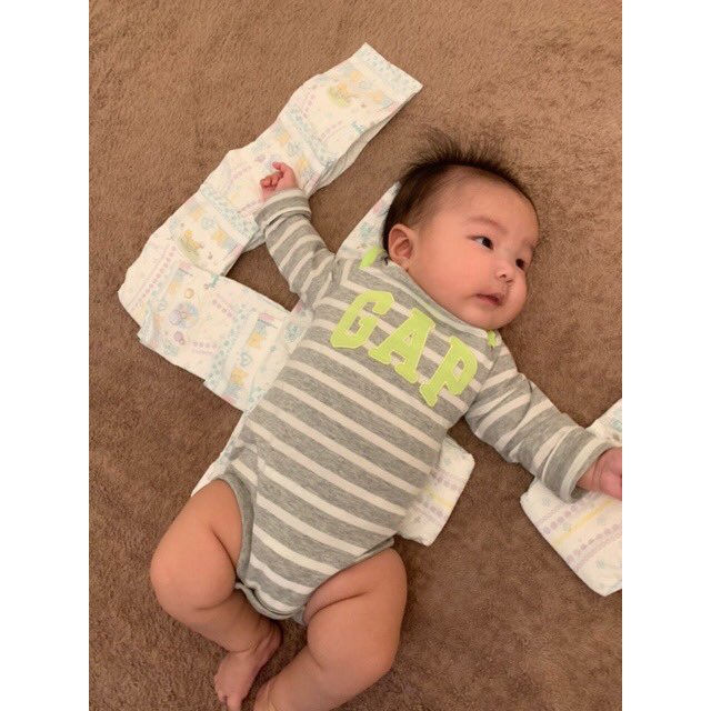 _mitan__7's tweet photo. ・

うちのBaby4ヶ月になりました🐻♥️
たくさん笑うようになったし声もたくさん出すようになった👏
いつもるいとの笑顔に助けられてますありがとう。
これからもずーっとママとパパの宝物です🥰 https://t.co/irCrufHVe7