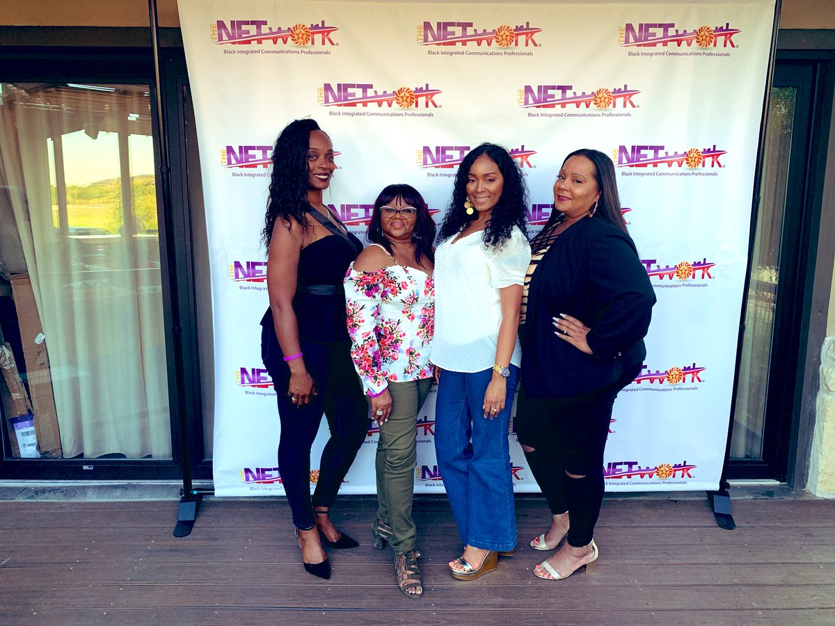 LALA MILLER-DAVIS (@beautybytraloni) on Twitter photo Nice bbq dinner with my <a href="/TheNETwork_Natl/">The NETwork National</a> family! With the best speaker ever ! Some of you may know him <a href="/anthonyetuggle/">Anthony E. Tuggle</a> #stayready & so do i🏁 #tugglenation #solizstrong @TeamNerrySD10 <a href="/shontaya0801/">Taya Purvis</a> @BJTaylor_5 <a href="/ChantreMiddlet1/">Chan</a> <a href="/bootsiebygigi/">Rigina Smith</a> @DaShena101 <a href="/GinaK79/">Gina Griffin (McCray)</a> <a href="/NetworkDiego/">The Network San Diego</a> Nice bbq dinner with my <a href="/TheNETwork_Natl/">The NETwork National</a> family! With the best speaker ever ! Some of you may know him <a href="/anthonyetuggle/">Anthony E. Tuggle</a> #stayready & so do i🏁 #tugglenation #solizstrong @TeamNerrySD10 <a href="/shontaya0801/">Taya Purvis</a> @BJTaylor_5 <a href="/ChantreMiddlet1/">Chan</a> <a href="/bootsiebygigi/">Rigina Smith</a> @DaShena101 <a href="/GinaK79/">Gina Griffin (McCray)</a> <a href="/NetworkDiego/">The Network San Diego</a>