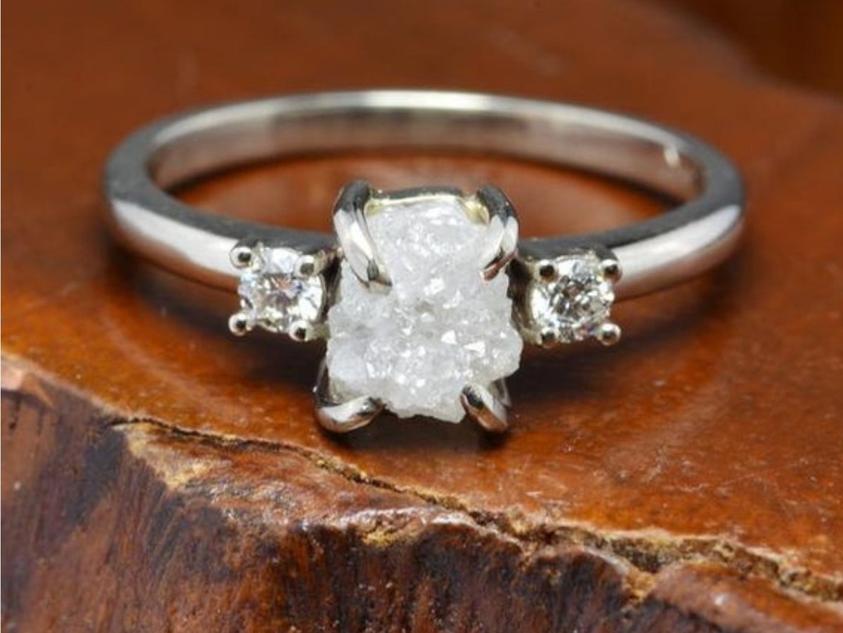 defektivunit's tweet photo. @WalletHacks My wife wanted an uncut diamond. Pretty cool looking and different. (This isn't the one I got her though) https://t.co/4wWmBBLgiE