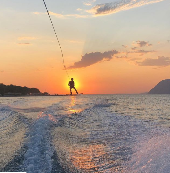 cijmmedgames's tweet photo. Another one great photo of the Mediterranean Beach Games "Patras 2019". This shot was taken in the practice of the #wakeboard French Team
📸 @FranceOlympique
#Patras2019 #MBGPatras #CIJM #JeuxMéditerranéens https://t.co/NGfoIeLo9i
