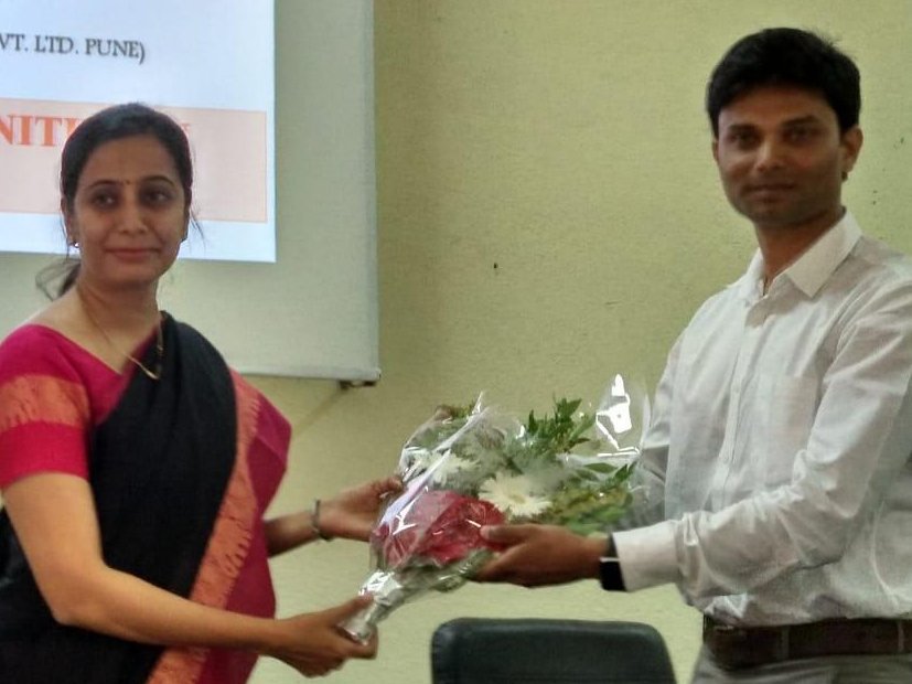 Weinnovate2's tweet photo. Most of the real talent and innovative minds comes from rural area, they just need words of motivation. Our scientist @Sandeep198809 motivated students of Pravara rural college of pharmacy #PRCOP Pravaranagar, Loni as a #socialresponsibility.
@BIRAC_2012 @rameshmashelkar
...1/2 https://t.co/fAVktXroA3