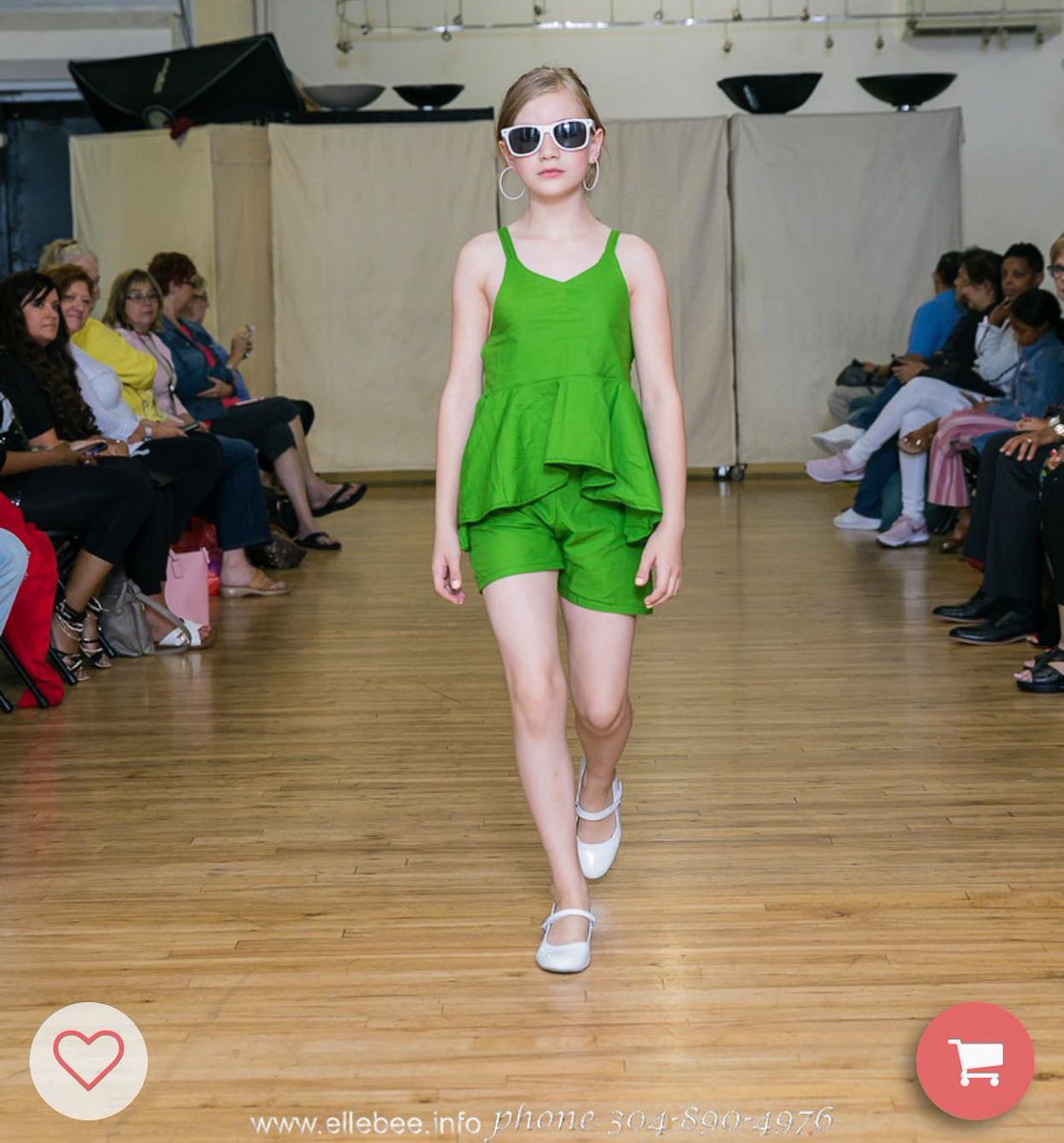 marigoldsheart's tweet photo. Walking for Jaylani’s Boutique at @NYFW #model101 #ElleBee https://t.co/JMcQMZZfGY