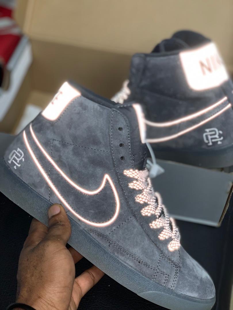 drizzy_ace's tweet photo. Let me bless your feet today.
*Blazer Mid Retro*
“Dark grey/black/reflective”
Size 40 to 44
Walk with style #Dappershoes
N25,000
It’s a thread!! https://t.co/YBt1hQMsdo