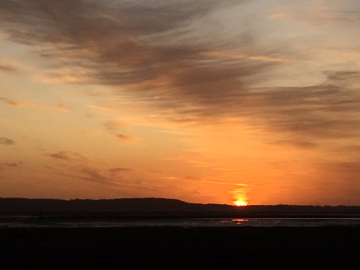 MetMattTaylor's tweet photo. Hellooooooo Friday! The day has now officially begun 👌🏻
@BBCBreakfast https://t.co/k7vKx3SQbe