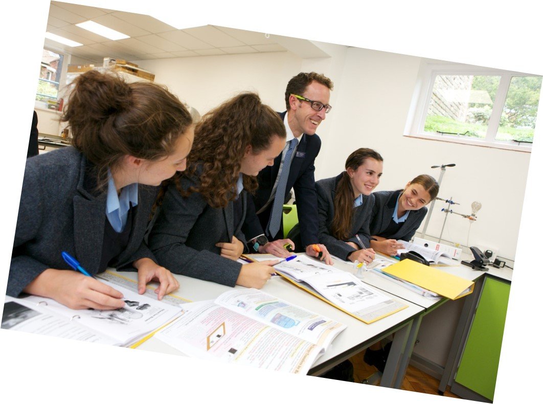 THE LOCAL GIRLS' SCHOOL WITH AN INTERNATIONAL EDGE.
We offer taster days and personalised tours with the Headmaster Mr Wood every day. Come and see how our school adapts to meet the needs, stretch and challenge your daughter moirahouse.co.uk/joining-us/mak… #independentgirlsschool