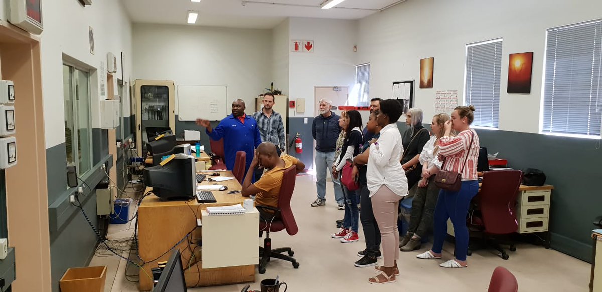 CBI_lowvoltage's tweet photo. CBI hosted the Voltex head office team at our facilities for a factory tour on 11 September 2019
#cbi #cbielectric #cbilowvoltage #cbielectriclowvoltage #CBIsilentlyprotectinglivesandproperty #voltexsa #voltex #cbitechnology #CBIproudlySouthAfrican #supportlocal
@voltexsa https://t.co/zhyLjx4KzY