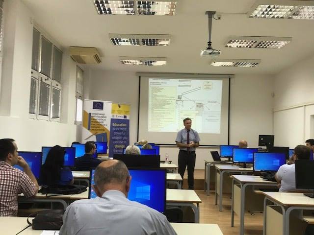 RecognitionB's tweet photo. Jučer smo imali pilotiranje eksterne baze podataka na Unvierzitetu "Džemal Bijedić" u Mostaru. 15 učesnika predstavnika tijela za priznavanje su unosili rješenja o priznavanju inostranih kvalifikacija u bazu podataka i dali svoje komentare. Zahvaljujemo svima prisutnima @eubih 🇪🇺 https://t.co/5ZRGeImTwH