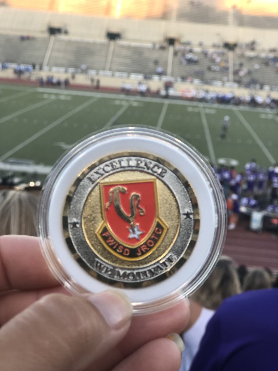 PaschalHSSB's tweet photo. We appreciate our veterans!!🇺🇸💜 #PaschalProud https://t.co/4m3KJ0N2wi