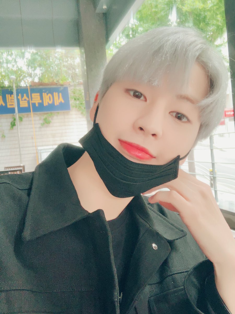UP10TION's tweet photo. 보고싶어요오 😢

#고결 https://t.co/79vfoVTzdA
