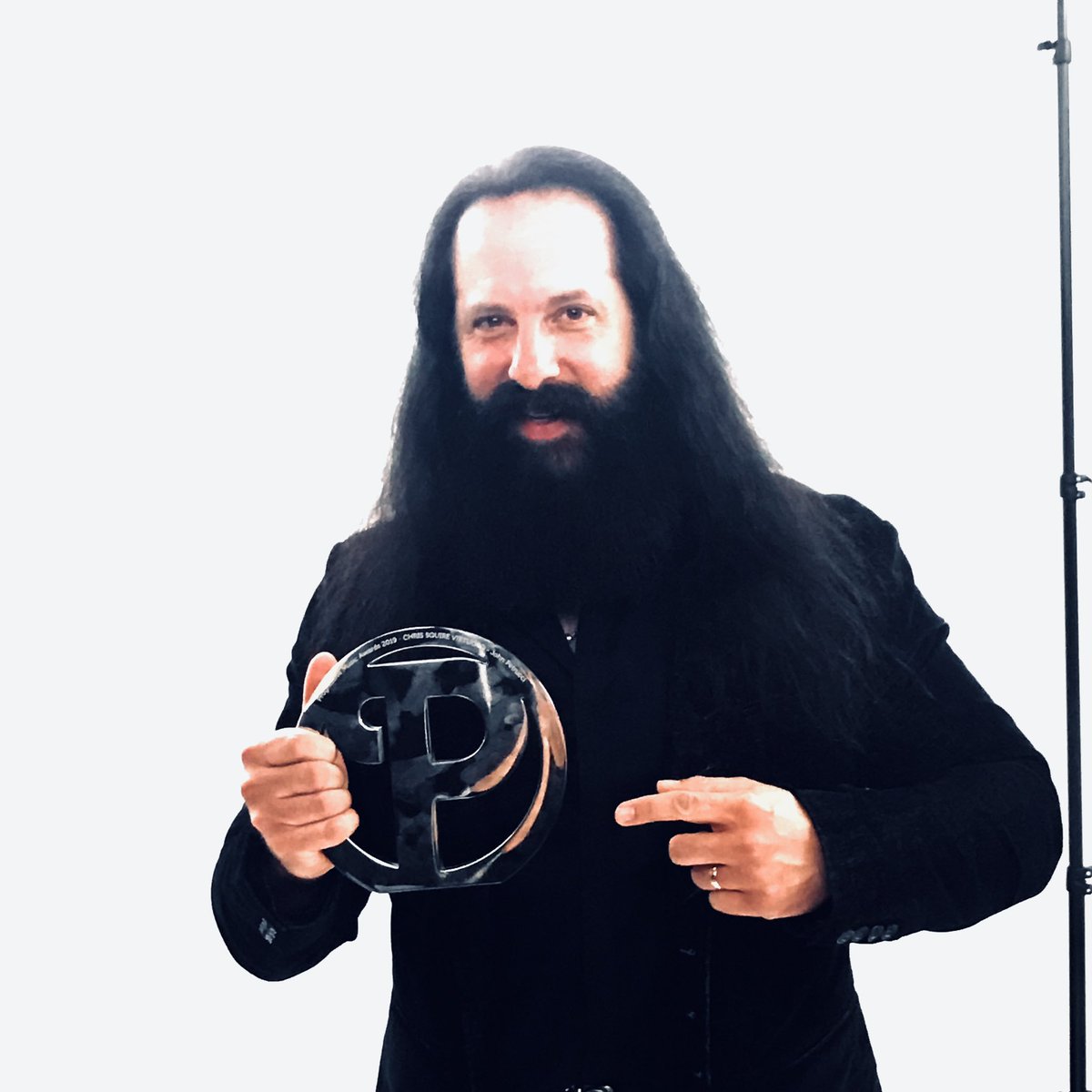 JPetrucci's tweet photo. Wow! I was so surprised to hear my name announced as the 2019 recipient of the Chris Squire Virtuoso Award at last night’s Progressive Music Awards in London. Thank you so much to @progmagazine for this great honor and to James Monteith of @tesseractband for the awesome speech! https://t.co/gksEGmLVVR