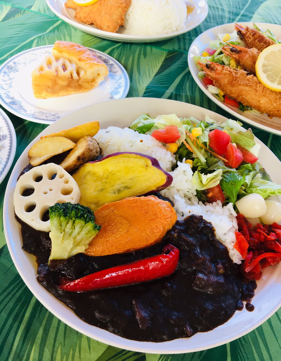 清水公園 清水公園には3つのカレーがあります こちらは大人のカレー スパイシーです トッピングは季節によってかわります 花ファンタジアレストランでお召し上がりいただけますよ ｶﾚｪｰ W T Co Ibarcmljed Twitter