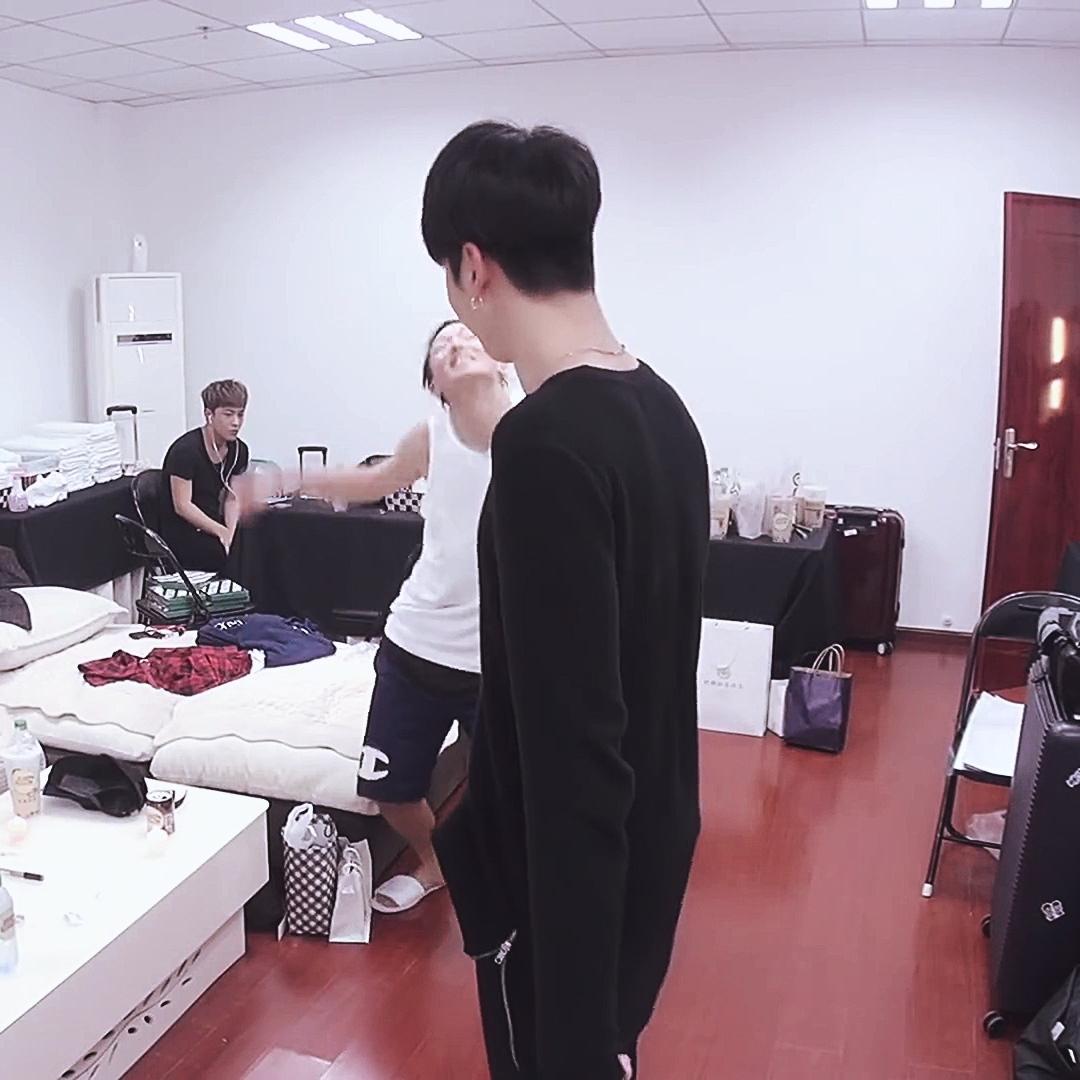 JunbobMoments's tweet photo. 📍 Showtime Days in Chengdu &amp; Nanjing, YouTube. 

#JUNBOB #BOBJUN https://t.co/gV4Wcx7rKE