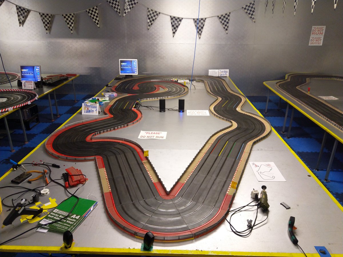 scalextric racing