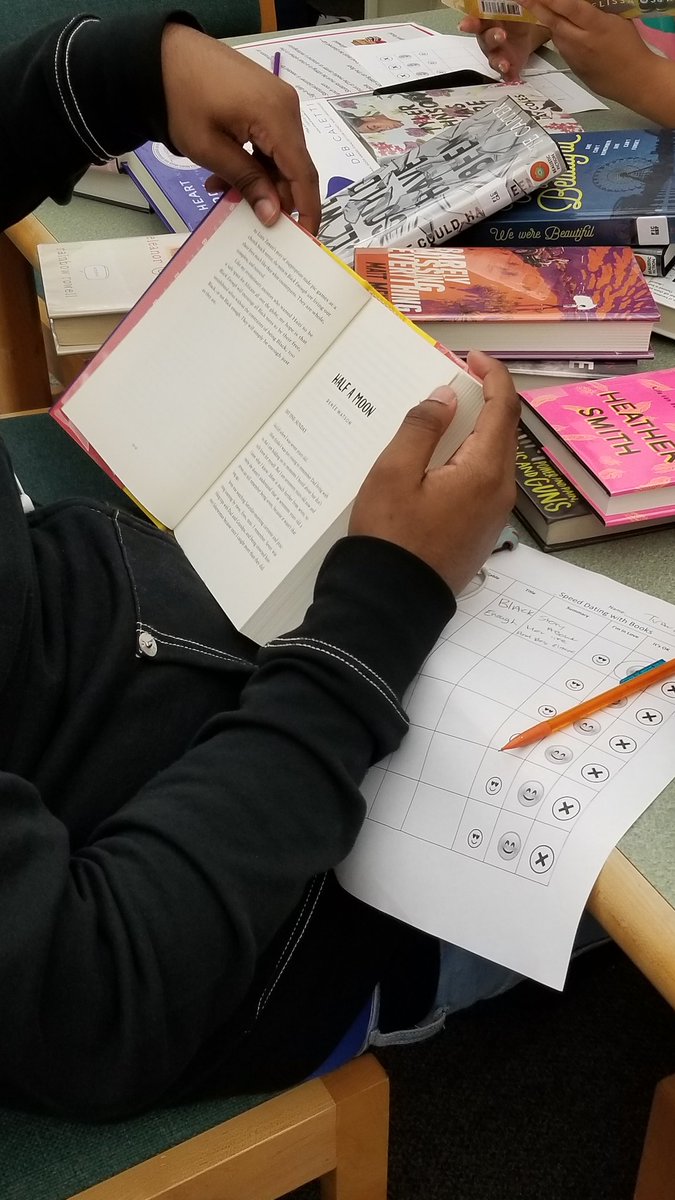MrsBiddle's tweet image. Introducing a variety of books to my Sophomores through Speed Dating. Thanks @mediacenterTHS  #fcpsela