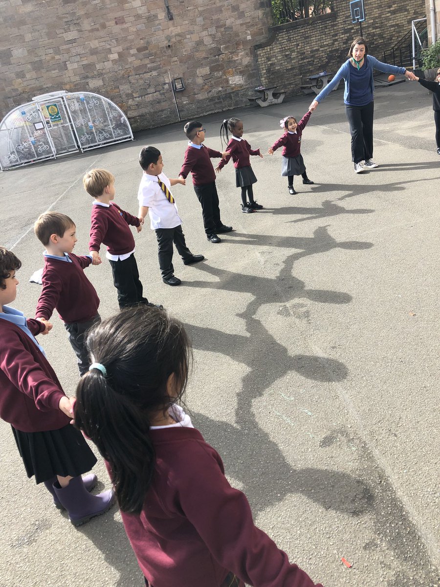 pollokshieldsps's tweet photo. Primary 1b and 2a has a great time dancing with @PollokshieldsP1 expressing themselves with beautiful movement and energy! #outdoorfun #outdoorlearning https://t.co/GKA4NifsOi