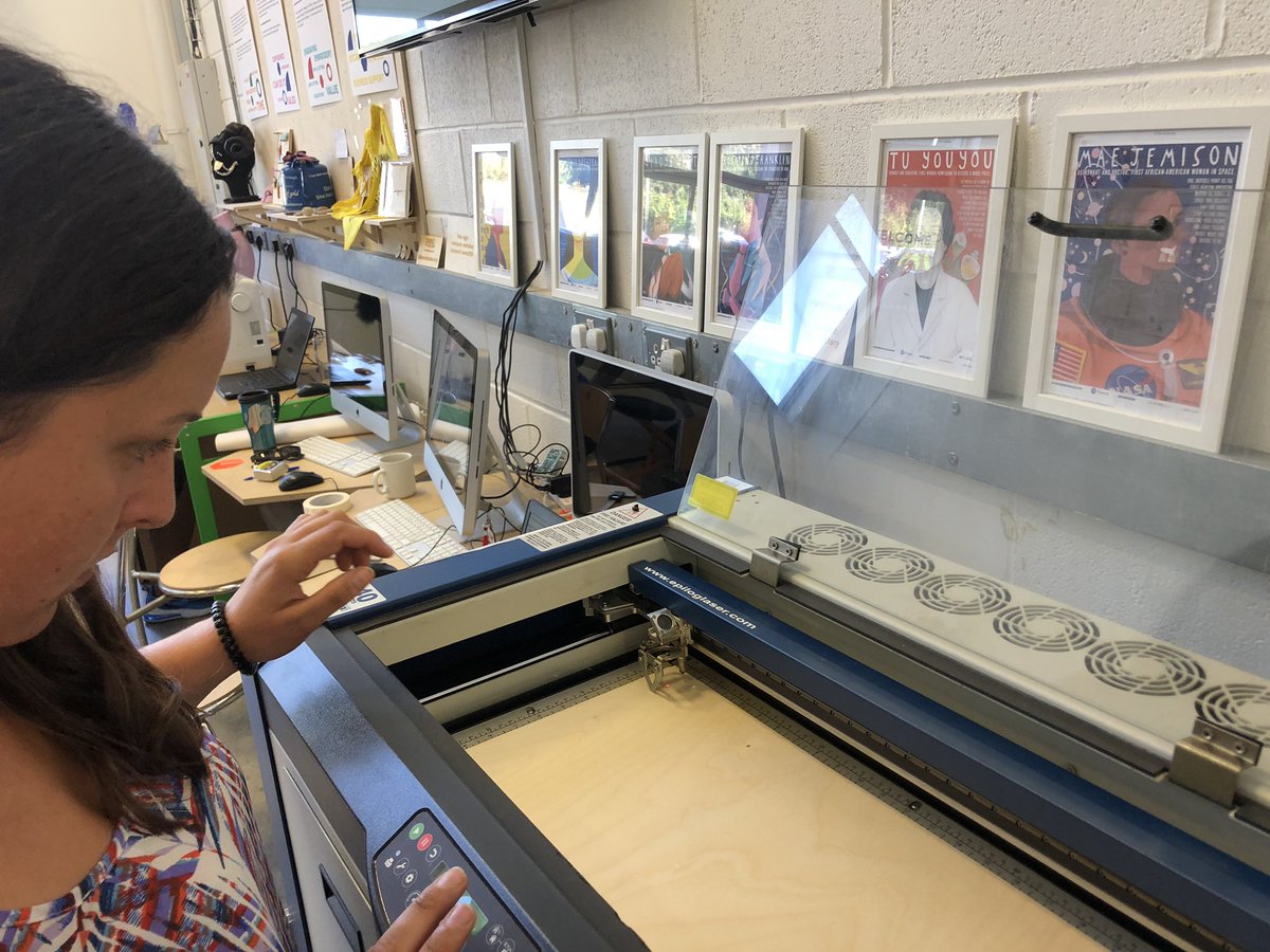 DottyBaker's tweet image. Fridays at The Factory - Digital embroidery with @MenaFombo &amp;amp; Maker City prep with @clarabaldacci #MakerCity #Making #Bristol