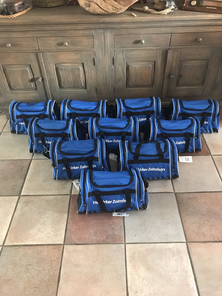 Het Urker Zalmhuys is de sponsor van <a href="/SVURK/">Sportvereniging Urk</a> JO11-2! 

#topsponsor