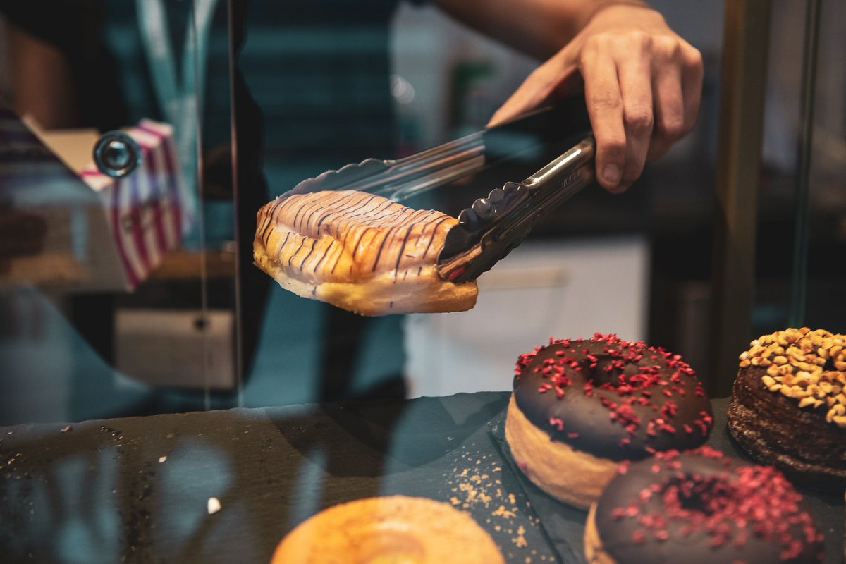 St. Pancras International tweet media