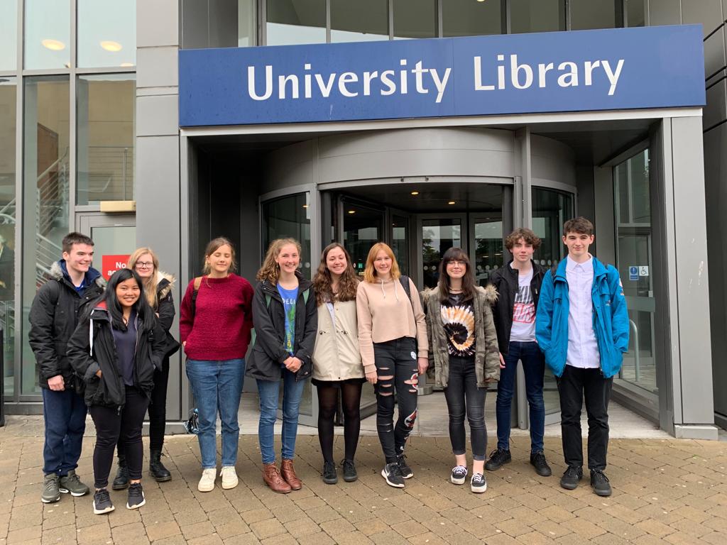 HermAcadEnglish's tweet photo. Our Advanced Higher pupils on their visit to the @UofGlasgow Library, for some critical reading and research. Always a really valuable trip! https://t.co/kk3gG0C3F0
