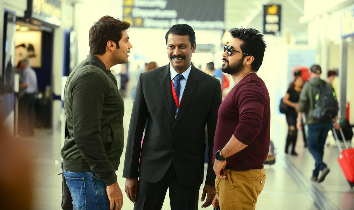 SuryaFansClubSL's tweet photo. • An Exclusive still of @Suriya_offl ❤😎️ @arya_offl & @thondankani from #Kaappaan | @anavenkat @LycaProductions #KaappaanFromSep20 #7DaysToGoForKaappaan https://t.co/1oyy63QWGA