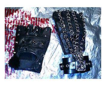 生まれ変わったら『指ぬきグローブ』になりたい 毎日、あの人の手を包