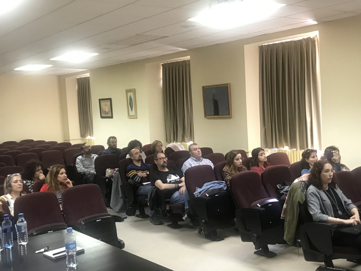 Members of the GIFI Research Group participated in the meeting describing different studies about children and adolescents needs in RCC. They also showed results about professional opinions on training needs in RCC, as well as a review of study plans in Social Education in Spain.