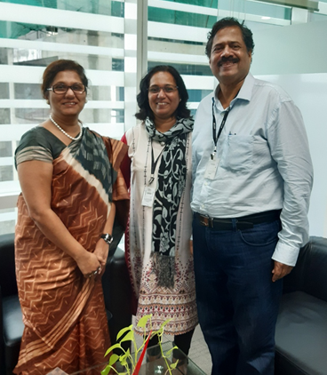 namita_vikas's tweet photo. As part of #YESCommunity, @YESBANK aims to enable 200 #residential societies- 20,000 houeseholds in #Mumbai & #Pune, to manage #WetWaste.
Thanks to #Garbage Concern Welfare #Society for partnering on this @swachhbharat initiative.
#CSR #FrancinePinto #KiranPinto https://t.co/MKjGIZUol9
