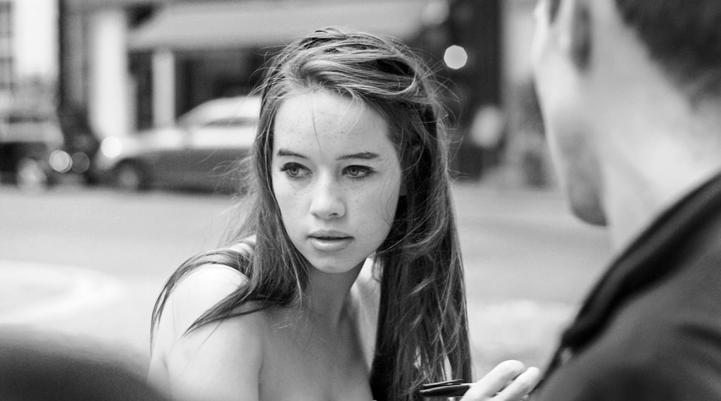 berndt2_photo's tweet image. What better way to remember that you forgot all about the 2009 Charles Darwin biopic "Creation" than a 10th Anniversary premiere #RedcarpetMonochrome re-edit? (you're welcome!) - more at bernd-talasch.squarespace.com/redcarpetmonoc… #BenedictCumberbatch