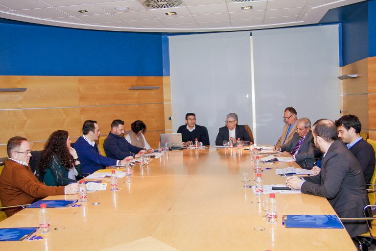 FIMMA_MADERALIA's tweet image. Para que conozcas un poco mejor quiénes están detrás de FIMMA Maderalia hoy os traemos al comité de la feria que trabaja para mejorar cada año la feria. fimma-maderalia.feriavalencia.com/comite-organiz…
#maderalia #fimma #construccion #madera #herramientas #maquinaria #fimmamaderalia2020 #fentfira