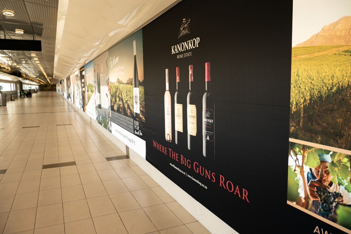 PinotageSA's tweet photo. #PinotageWall. For the next two months visitors to
@CapeTown will be welcomed to #PinotageCountry by this 60 meter #PinotageWall at @capetownint . If you walk past the wall , please upload a photo with the #PinotageWall tag. Cheers!
Remember #PinotageDay on 12 Oct. https://t.co/YgNpKgnPW4