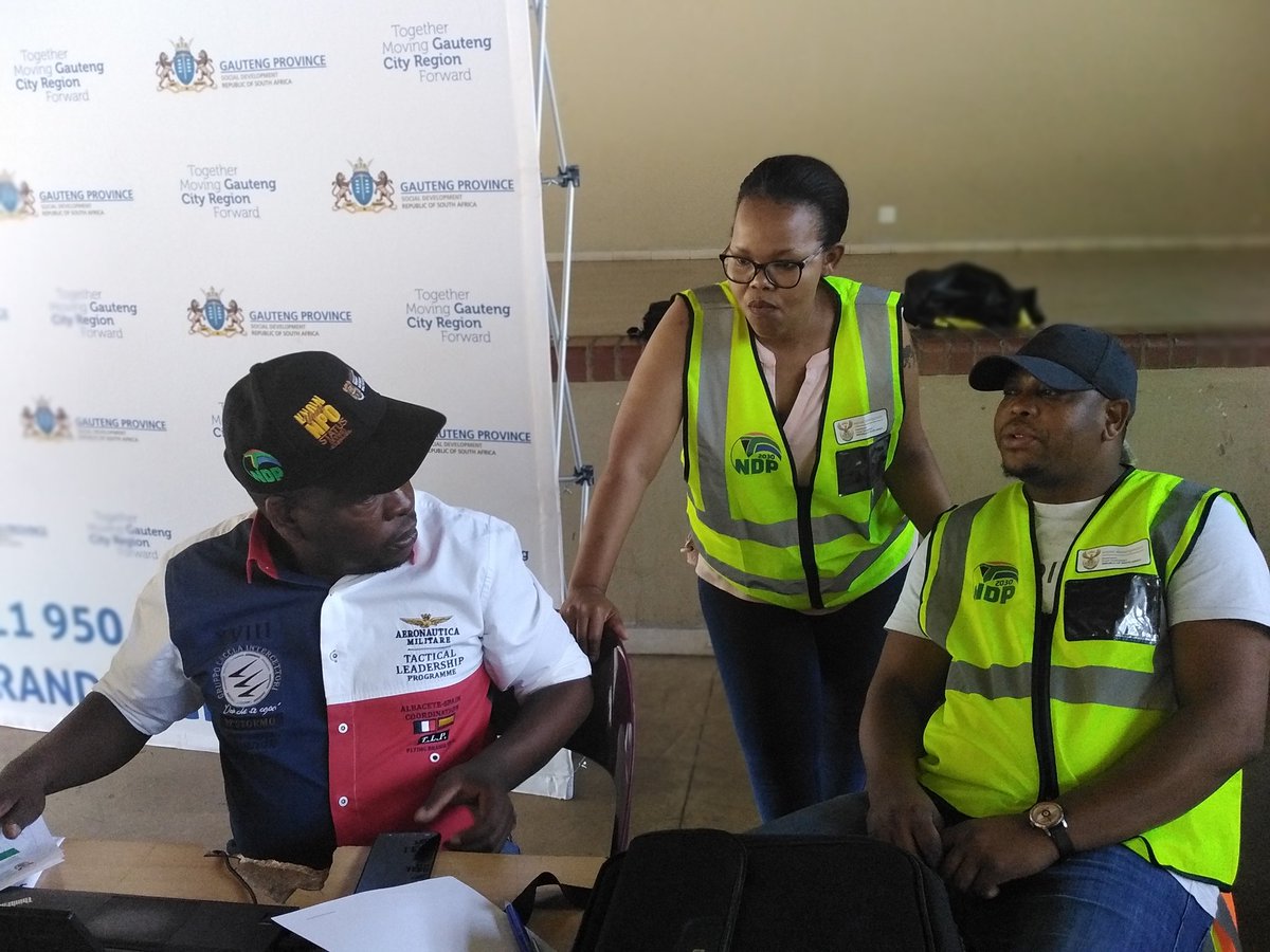 gpgSocDev's tweet photo. Official ready to assist Members of NGOs on-site with registration &amp; re-submission of relevant documents required for compliance #KnowYourNPOStatus #Govatwork
 @The_DSD https://t.co/HK6P5ZFlUk