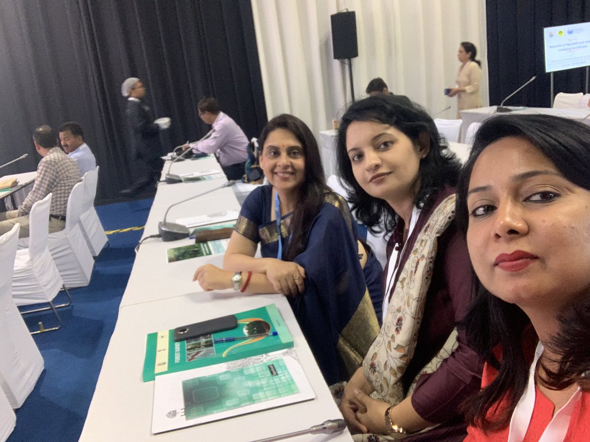 kavitaashok1969's tweet photo. Restore forests 🌳 वन ही जीवन है #conserve #water #flaura #fauna #carbonpositive #livelihood #timber #carbon #neutralresource #landdegradation #desertification #freshwater #COP14 @India4Land @moefcc @modi @SureshGairola #ICFRE @NBala #RFRI #HFRI #TreeforLife #UNCCD #plantation https://t.co/QV4neMFVbd