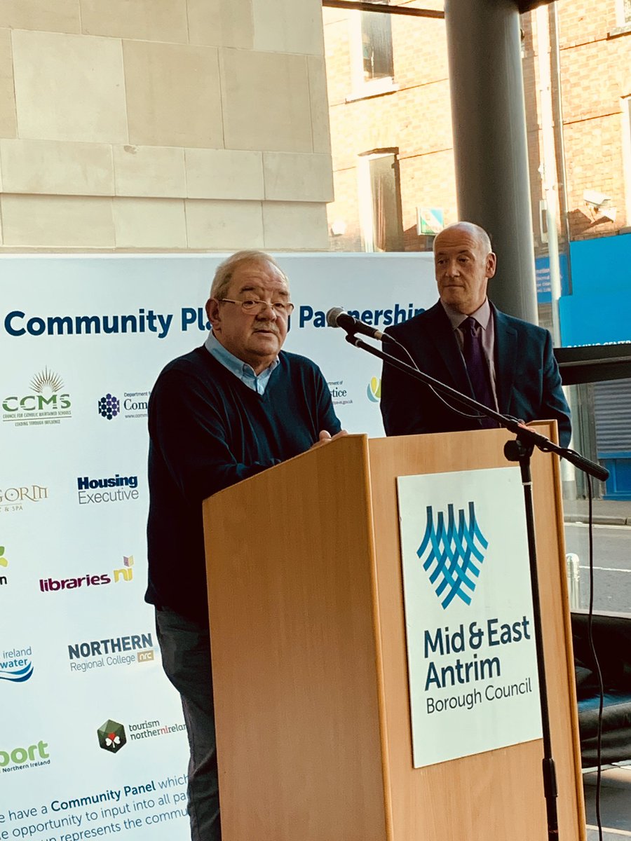 SuppCommunities's tweet photo. We had a brilliant time catching up with former colleagues last night as we celebrated #40YearsSC. Thanks to @Mayor_MEA for joining us in #LookingBacktoLookForward. Hereβs to the next 40 years #supportingcommunities! https://t.co/8ksCnSv3WQ
