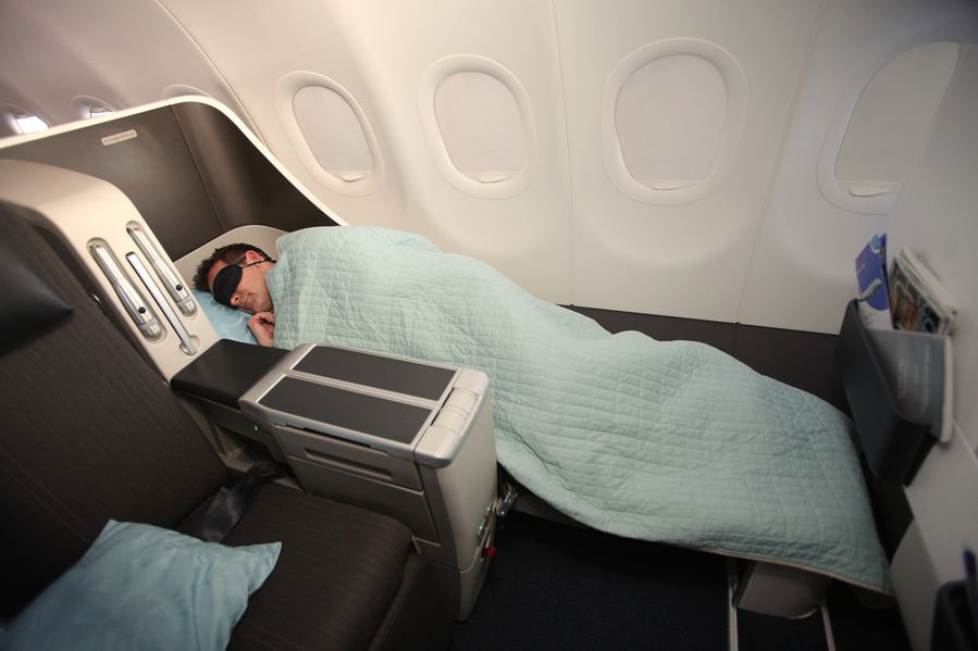BCFlightsUK's tweet photo. British Airways uses one Airbus A318 “Babybus” on a London City Airport to New York-JFK Airport transatlantic route. It has only #BusinessClass seats, a total of 8 rows in a 2-2 arrangement. 

Visit 🌐 https://t.co/HYKhO5Ygz1

#FirstClass #BusinessClassCabin #BusinessClassFlights https://t.co/ntwo2Sr9K1