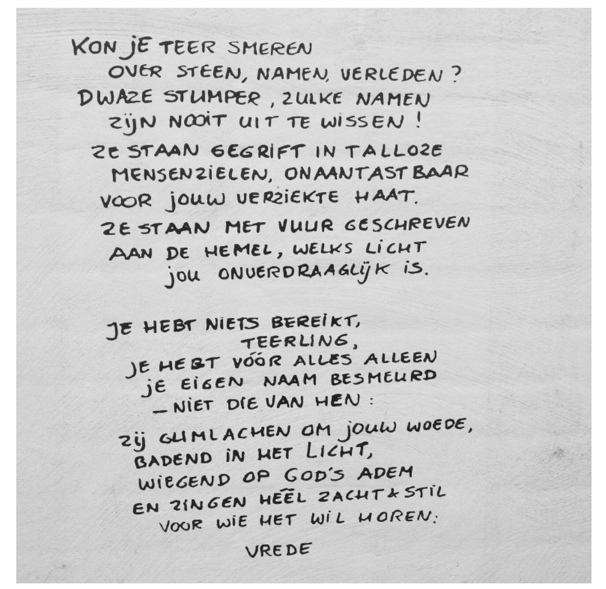MvanToorenburg's tweet photo. Jaren gelden werd ook het oorlogsmonument op de Fusilladeplaats in Vught beklad. Iemand liet hier daarna dit gedicht achter. Weer zeer toepasselijk. Weer heeft iemand vΓ³Γ³r alles alleen zijn eigen naam besmeurd... #teerling @KampVughtNM https://t.co/uGf5jUc2jA